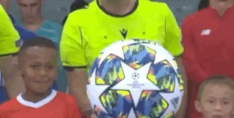 英超战报：利物浦2-1逆转热刺,（英超快讯：利物浦2-1逆转击败热刺）