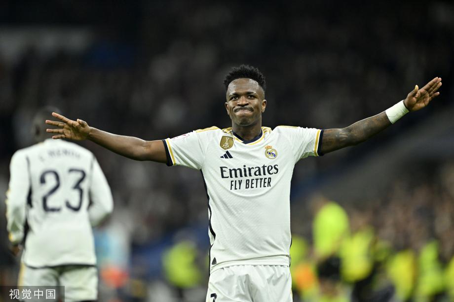 上赛季场均20分9.6板！媒体人：江苏签下前江西外援罗伯特