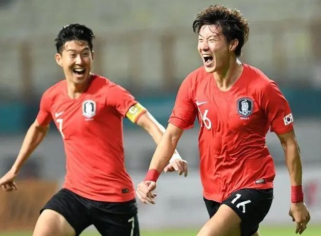 国家队下场！埃及足协官方力挺萨拉赫：埃及国王，你永不独行！